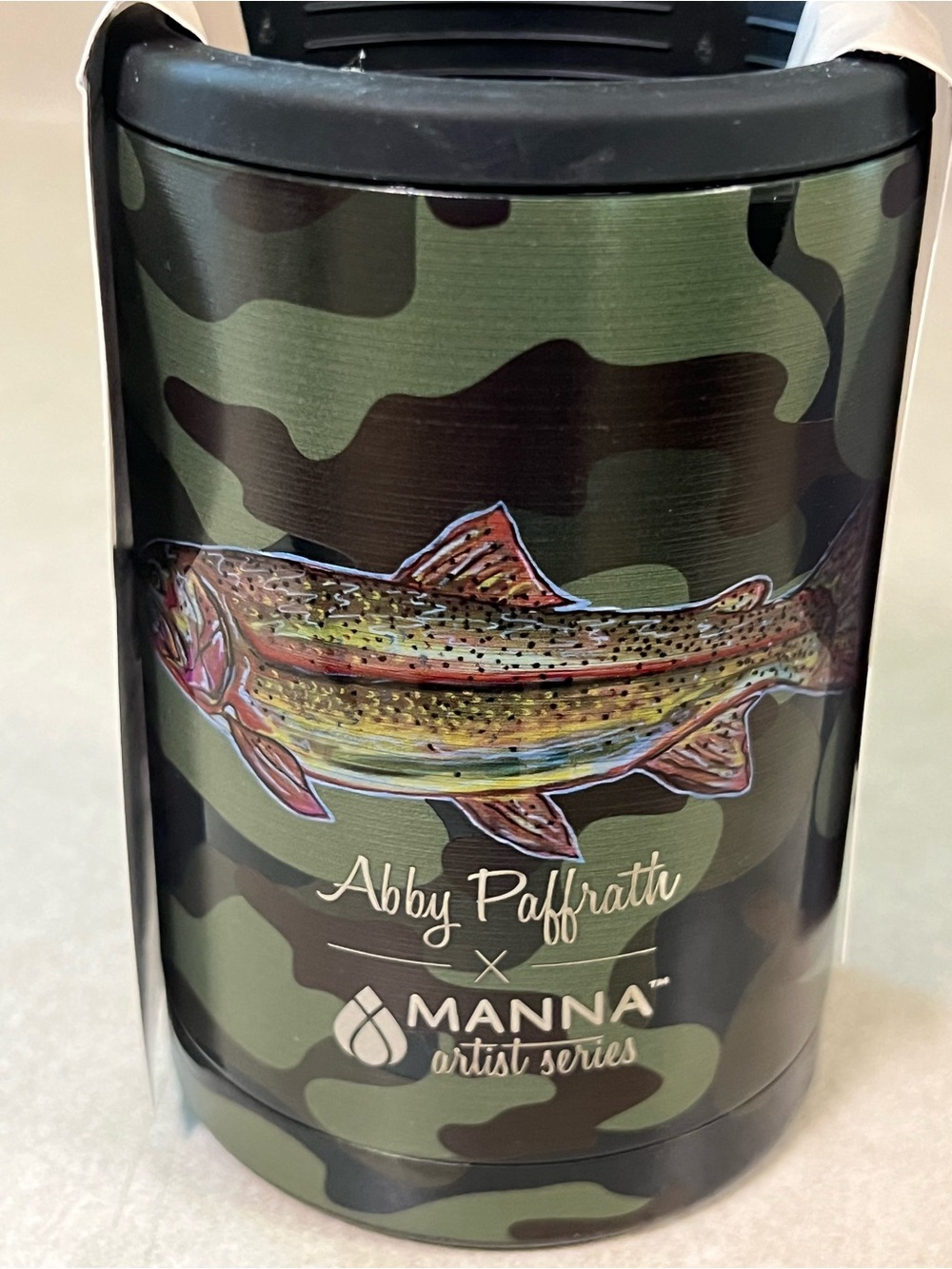 Manna Artist Series Abby Paffrath Camo Fish Can Cooler - Green